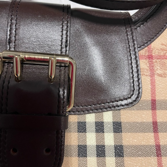 Authentic Burberry Handbag - Picture 9 of 11